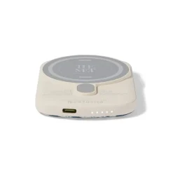 The Met Store Casely Hokusai Great Wave Power Pod Wireless Charger* Office|Small Accessories